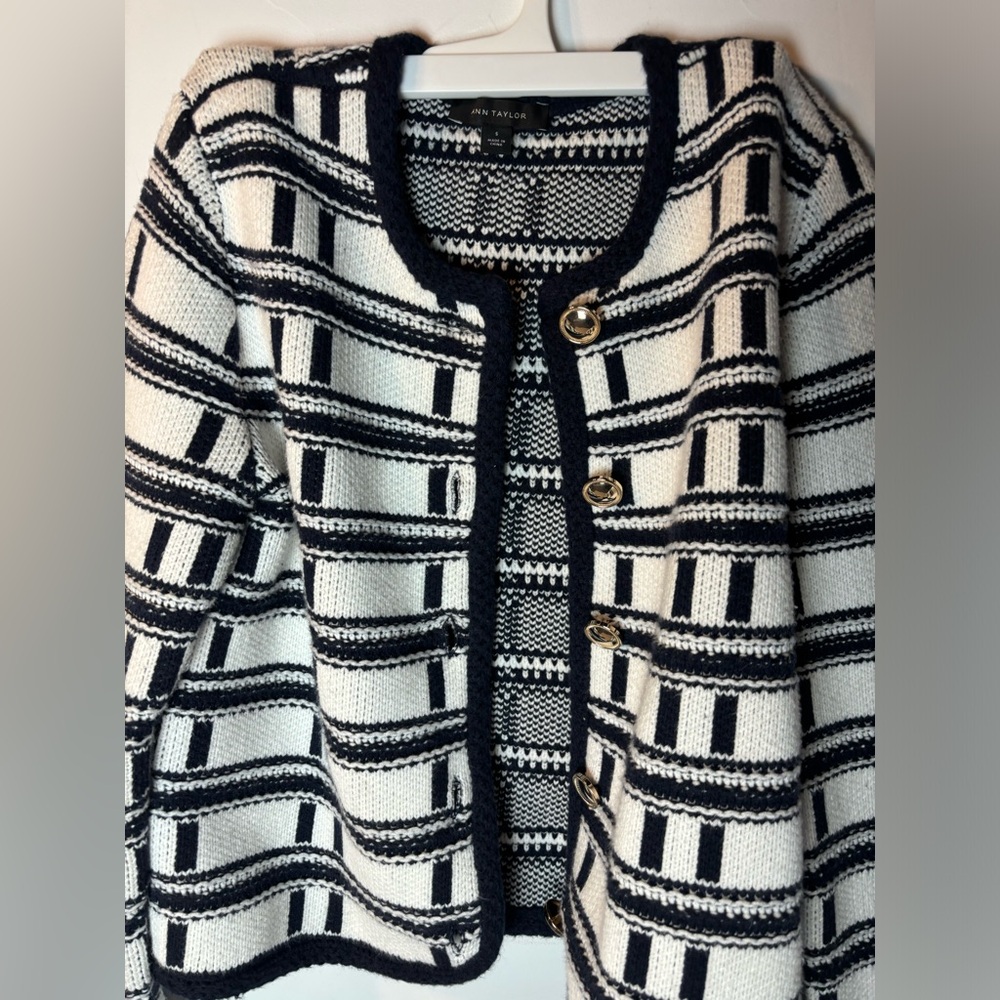 Ann Taylor Black and White Patterned Knit Cardigan with Gold Buttons S
